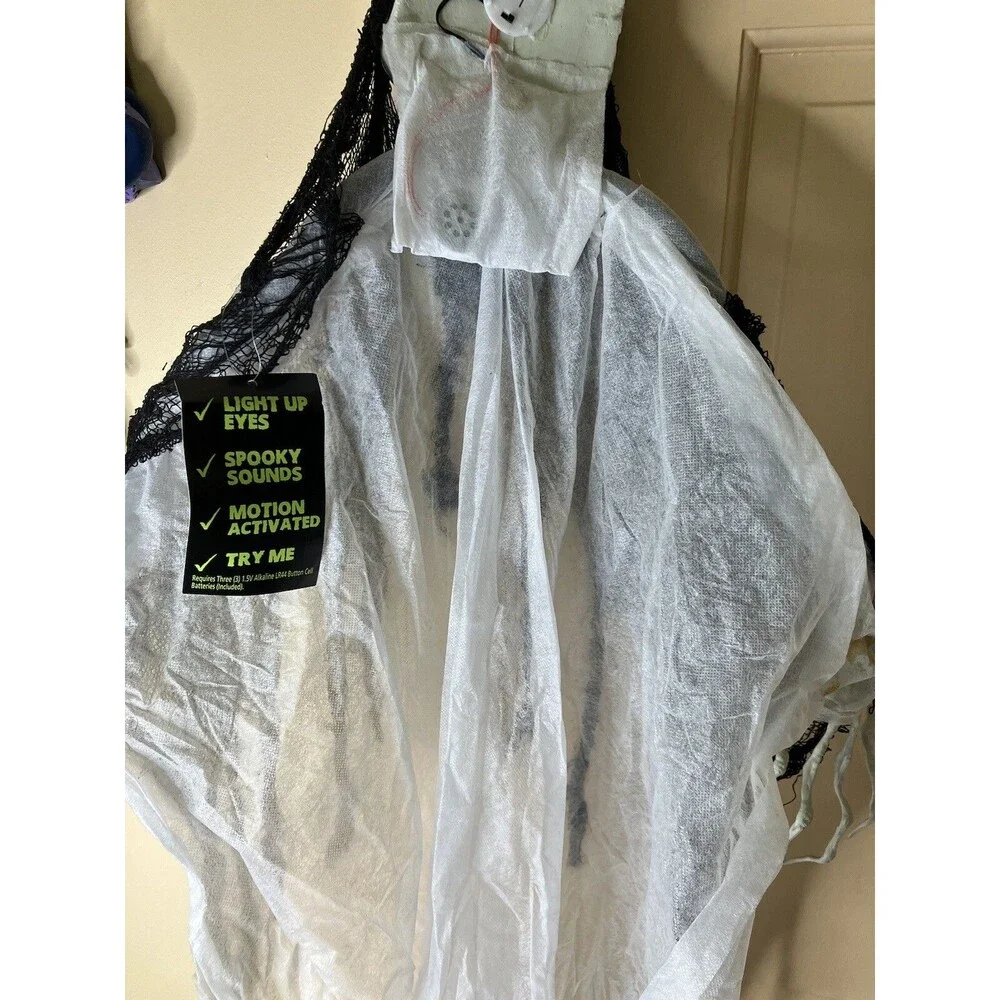 Unbranded halloween poseable